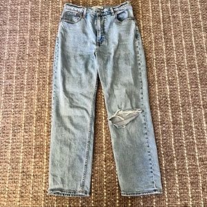A&F Ultra High Rise Ankle Straight Jeans - 29 LONG